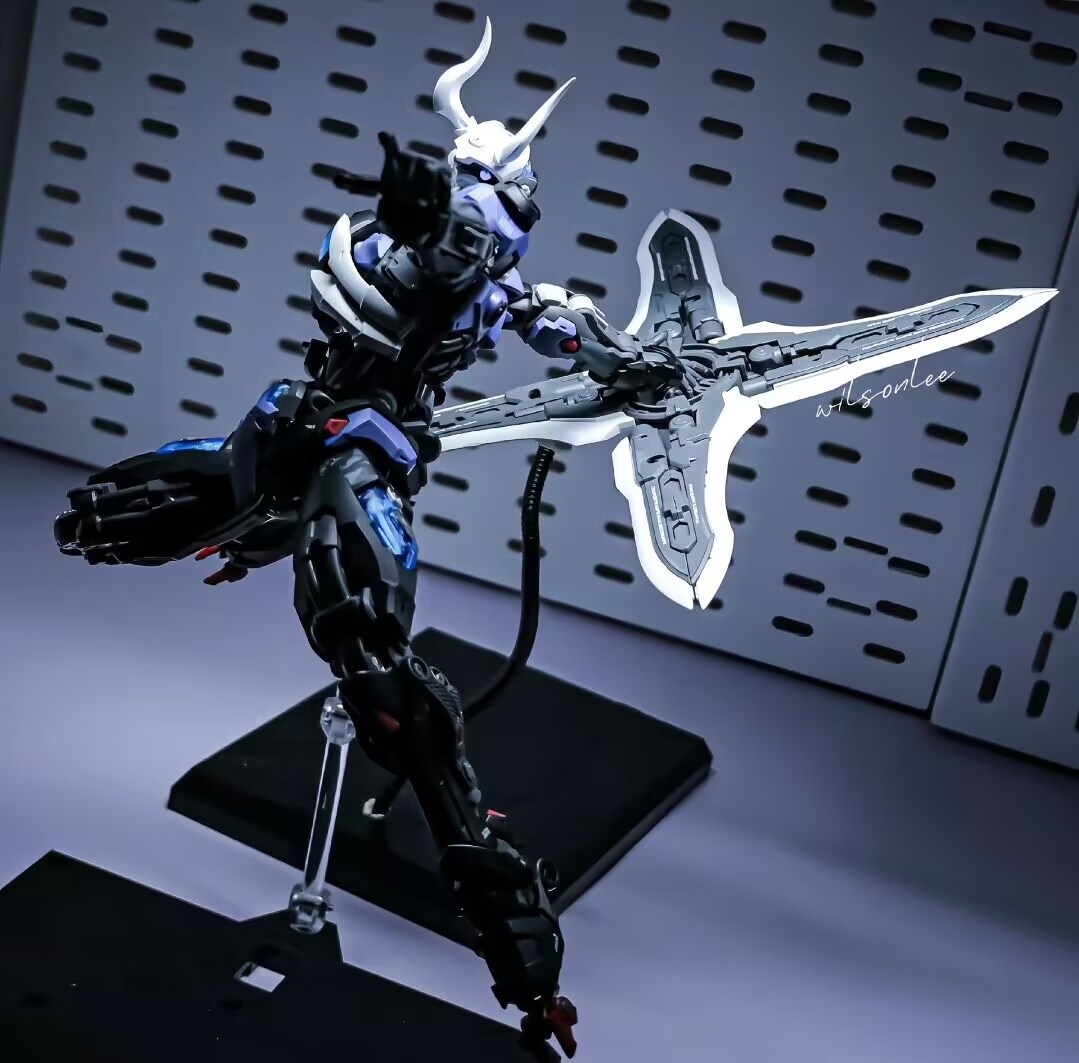 Распродажа! Коллекционная подв – обзор и цена Model Kit Lone Shadow