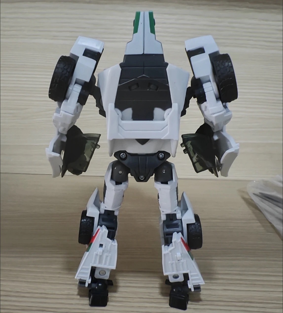 Игрушки-трансформеры APC IDW W – обзор и цена Model Kit Robot