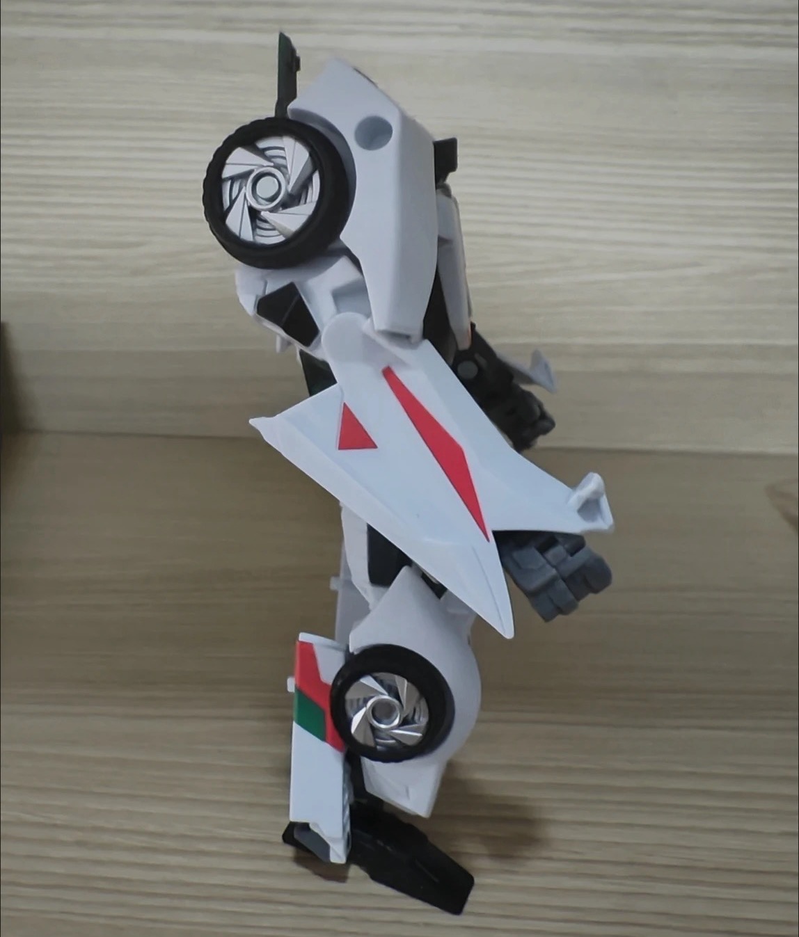 Игрушки-трансформеры APC IDW W – обзор и цена Model Kit Robot